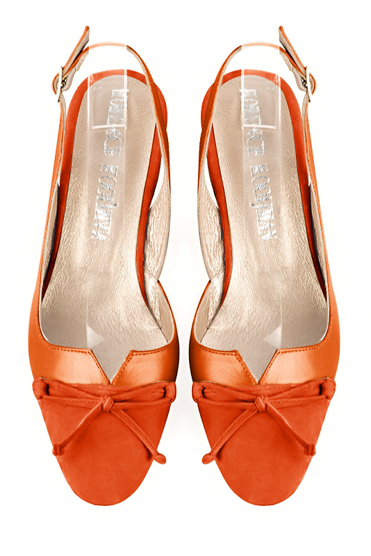 Clementine orange women's open back shoes, with a knot. Round toe. Low flare heels. Top view - Florence KOOIJMAN
